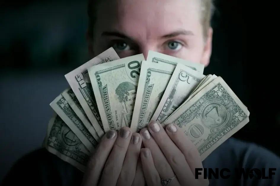 How to Avoid Falling into a Debt Trap: Smart Tips