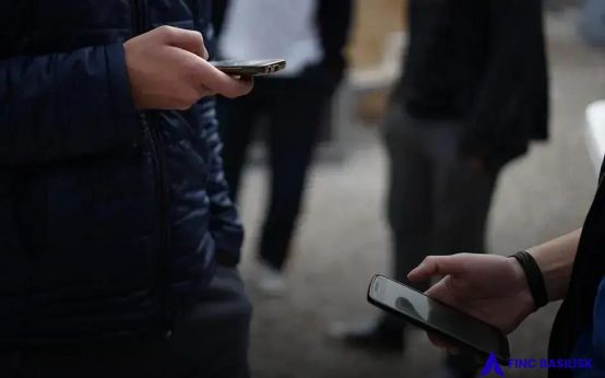 How AI Enhances Personal Finance and Budgeting Apps Today